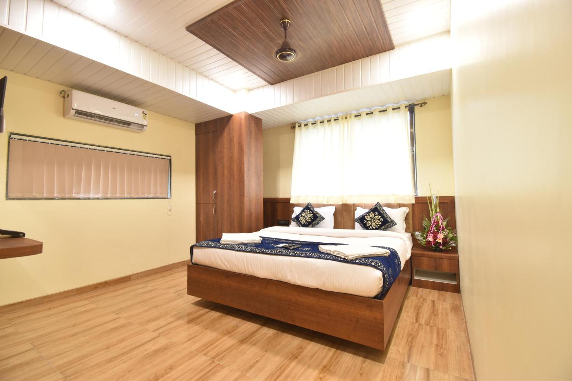 Hotel Starlit Navi Mumbai Ruang foto