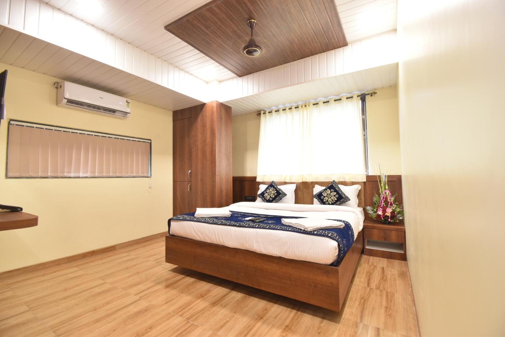 Hotel Starlit Navi Mumbai Ruang foto